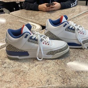 Jordan 3 true blue size 10.5